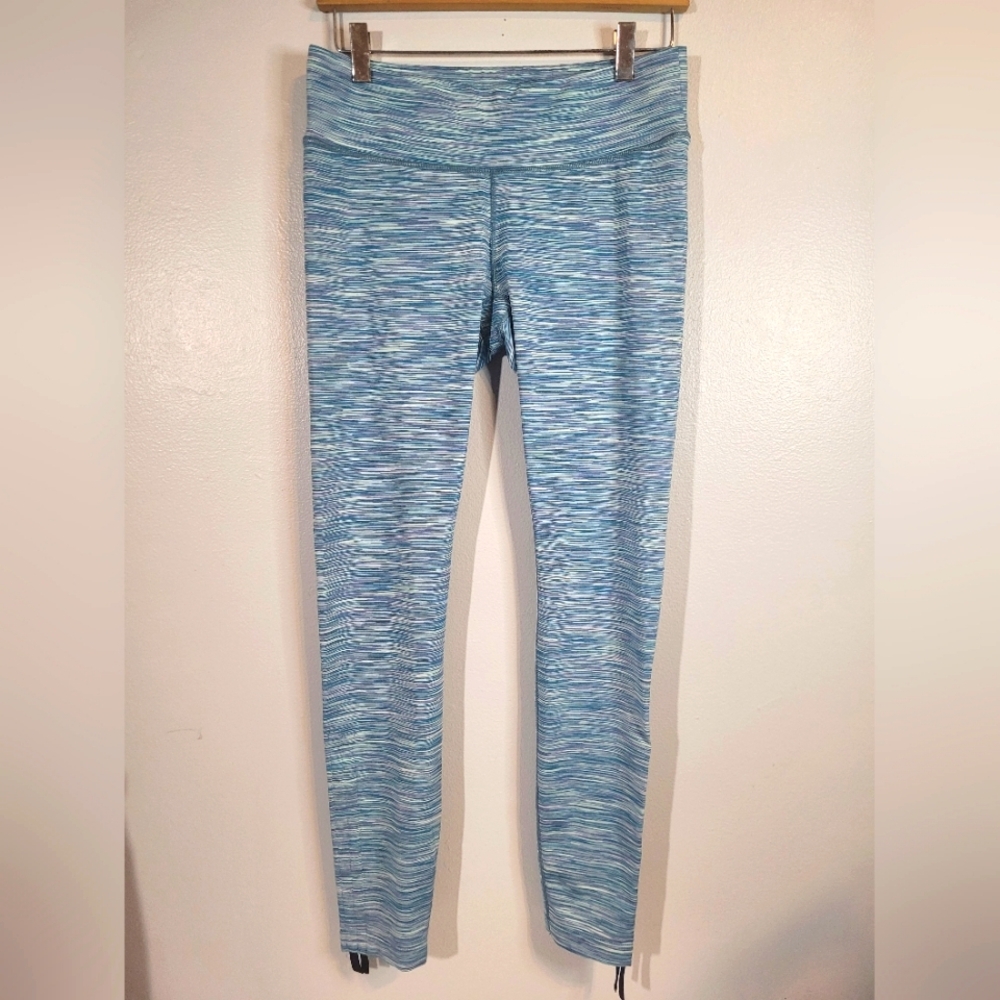Blue print leggings. Merrell brand. Size M.